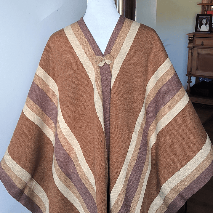 PONCHO ENHUINCHADO 2