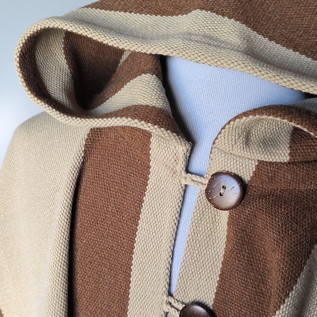 PONCHO CON GORRO ALPACA 2