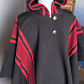 PONCHO ROJO Y NEGRO ADULTO  - Miniatura 4