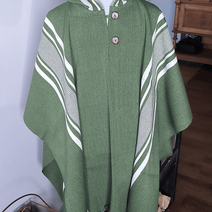 PONCHO VERDE ALPACA 1