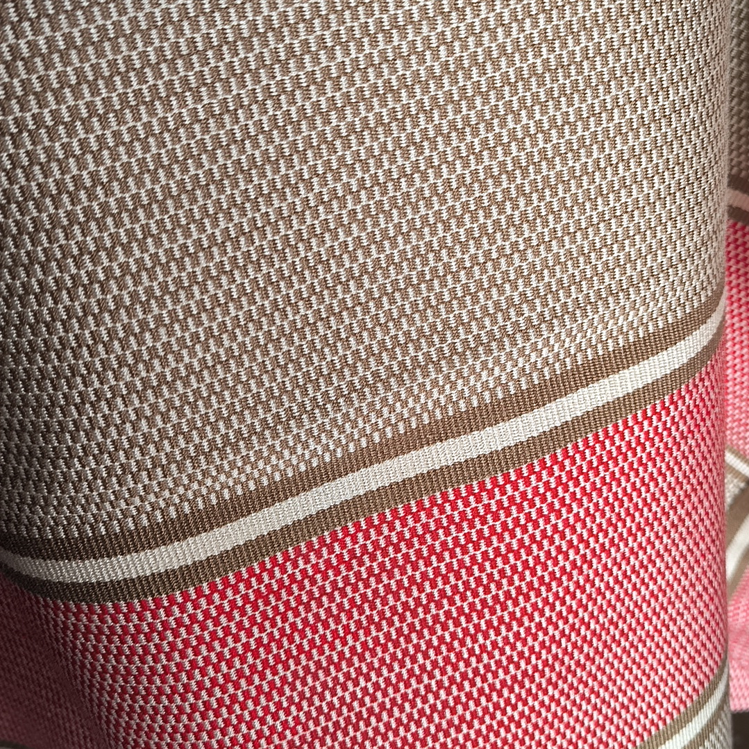 MANTA CORRALERA ADULTA A PEINECILLO ROJO, ARENA, TOSTADO 4