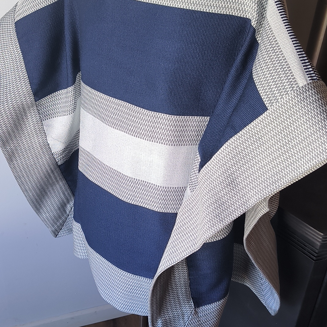 MANTA CORRALERA ADULTO HILO 4