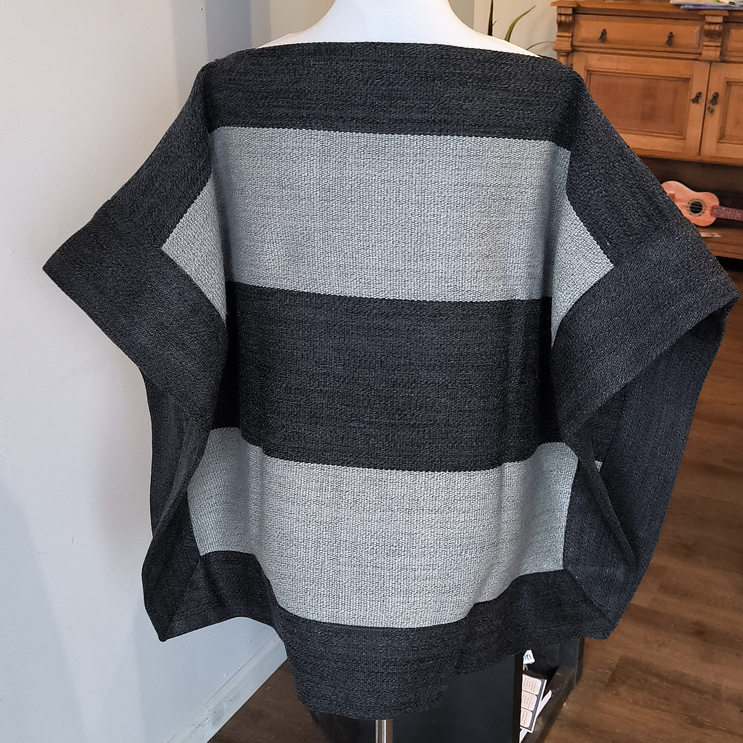 MANTA CORRALERA ADULTO LANA ALPACA 1