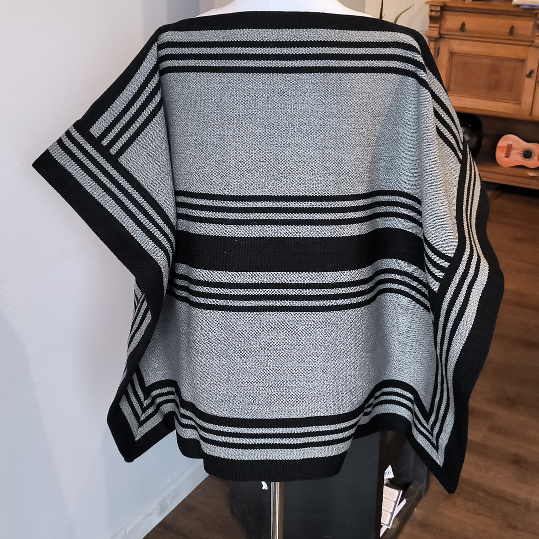 MANTA CORRALERA ADULTO LANA ALPACA 1