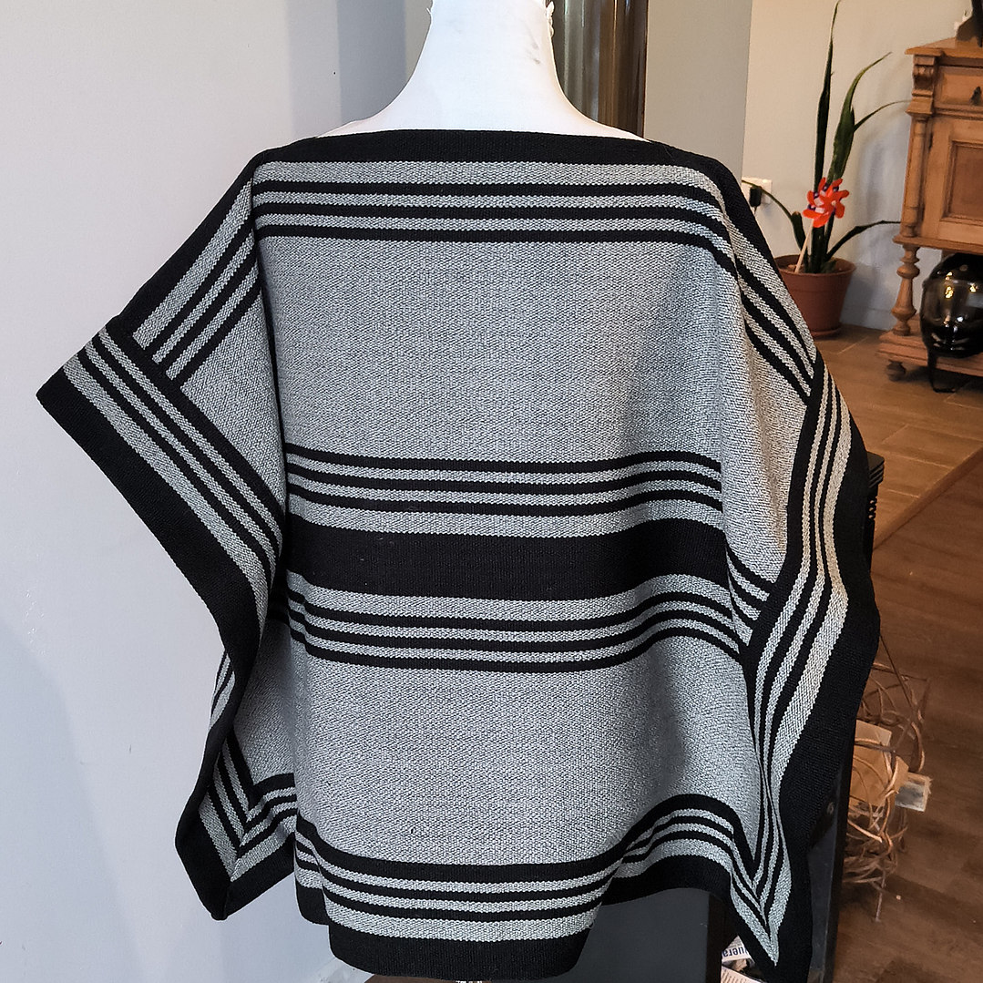 MANTA CORRALERA ADULTO LANA ALPACA 4