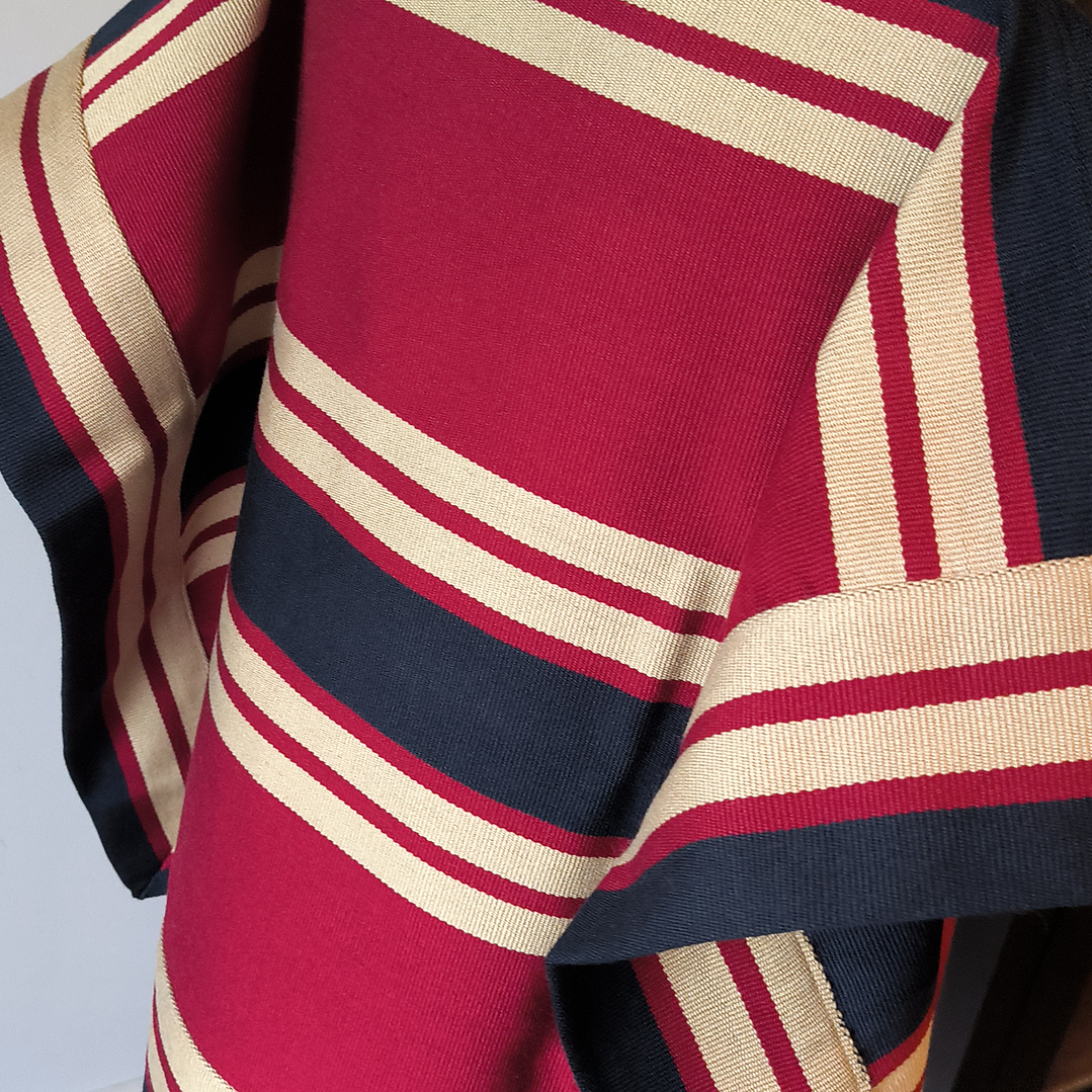 MANTA CORRALERA ADULTO ROJO/AZUL MARINO 2