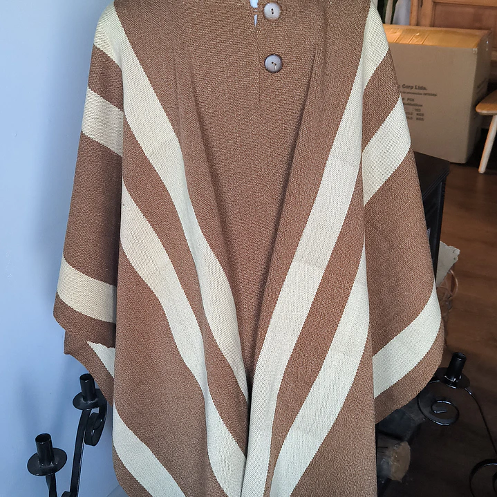 PONCHO DE LANA ADULTO UNISEX 2