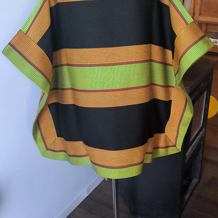 MANTA CORRALERA ADULTO NEGRA VERDE 6