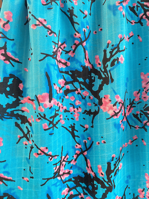 Gasa Chiffon Azul Flores de Cerezo