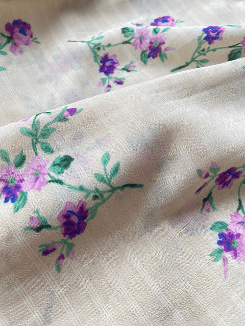 Gasa Chiffon Crema Floreado