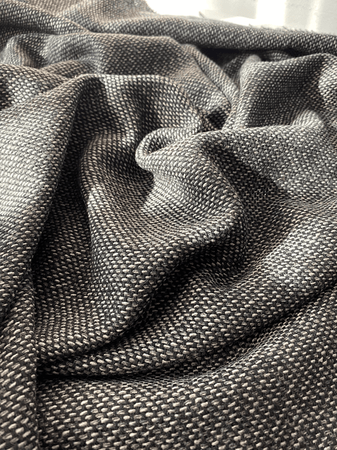 Lana Jaspeada Blanco y Negro