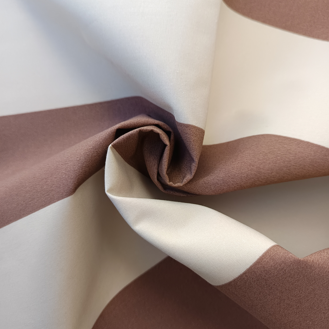 Gabardina Sepia Beach 1