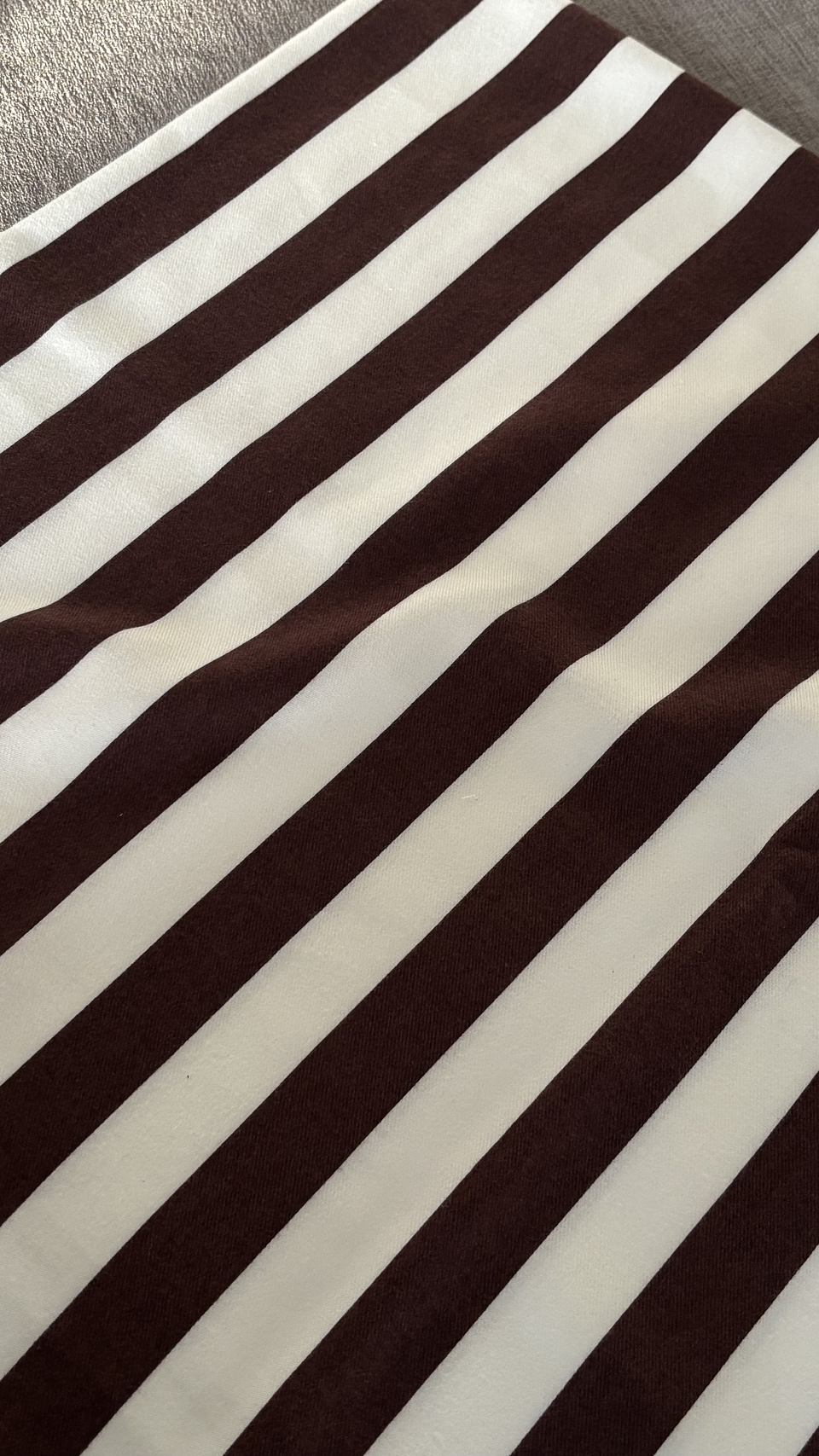 Franela Line Marron 2