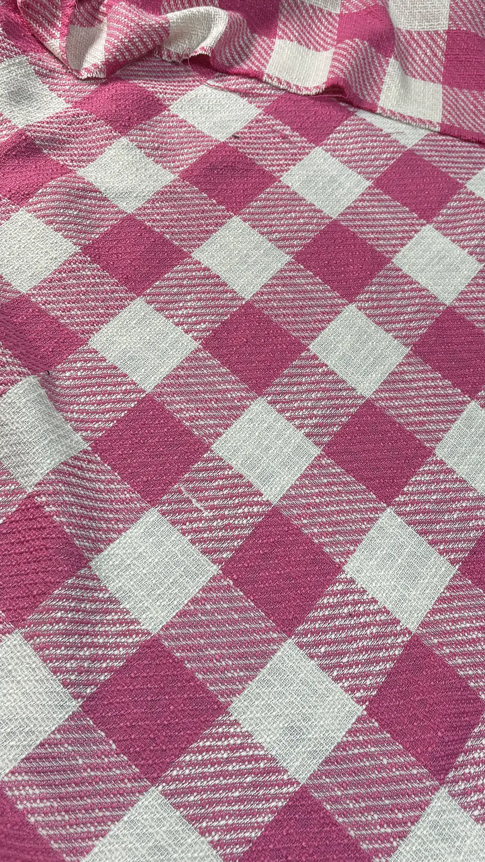 Lana Pinky 1