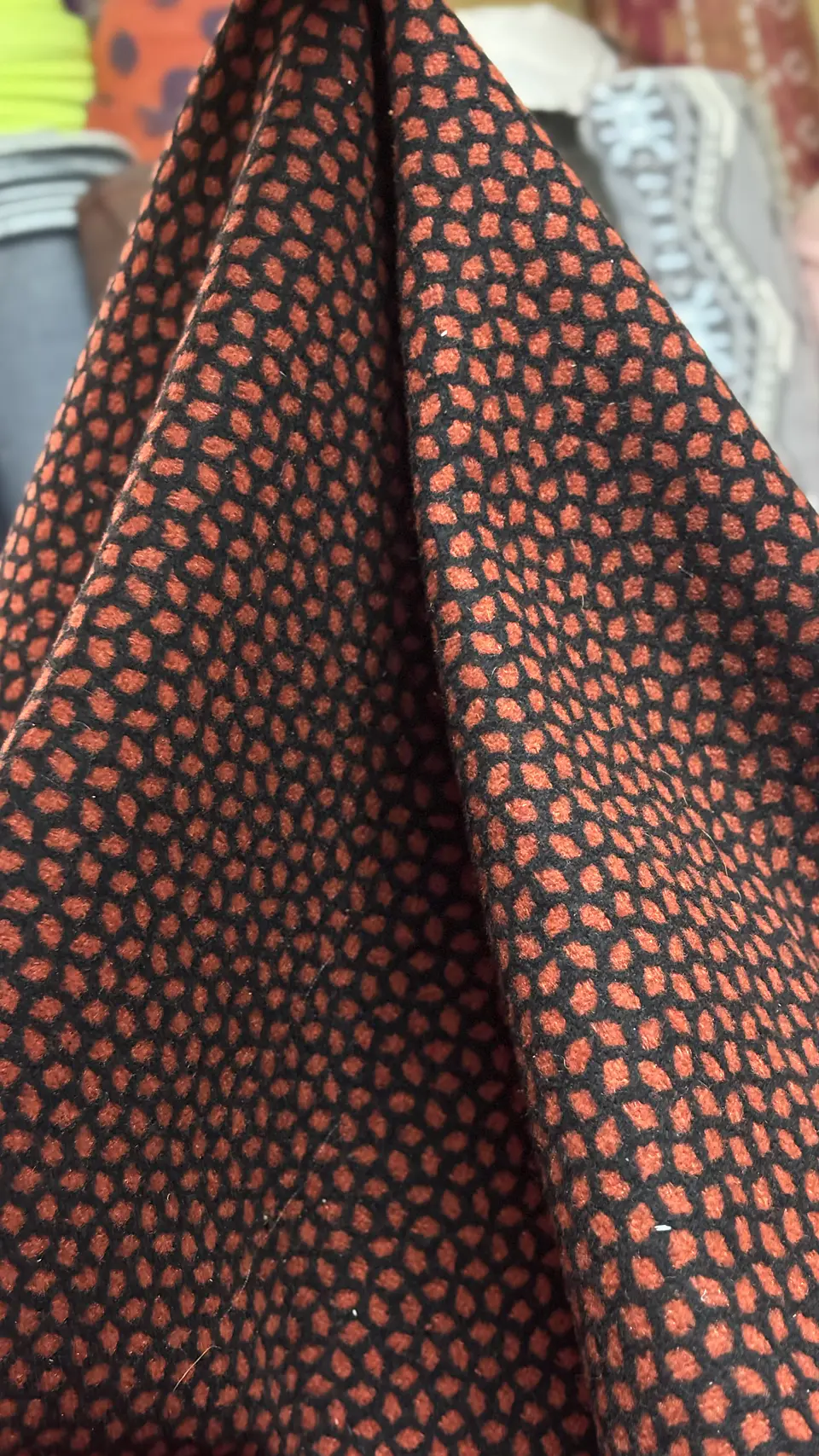 Lana Red Fleckles  2