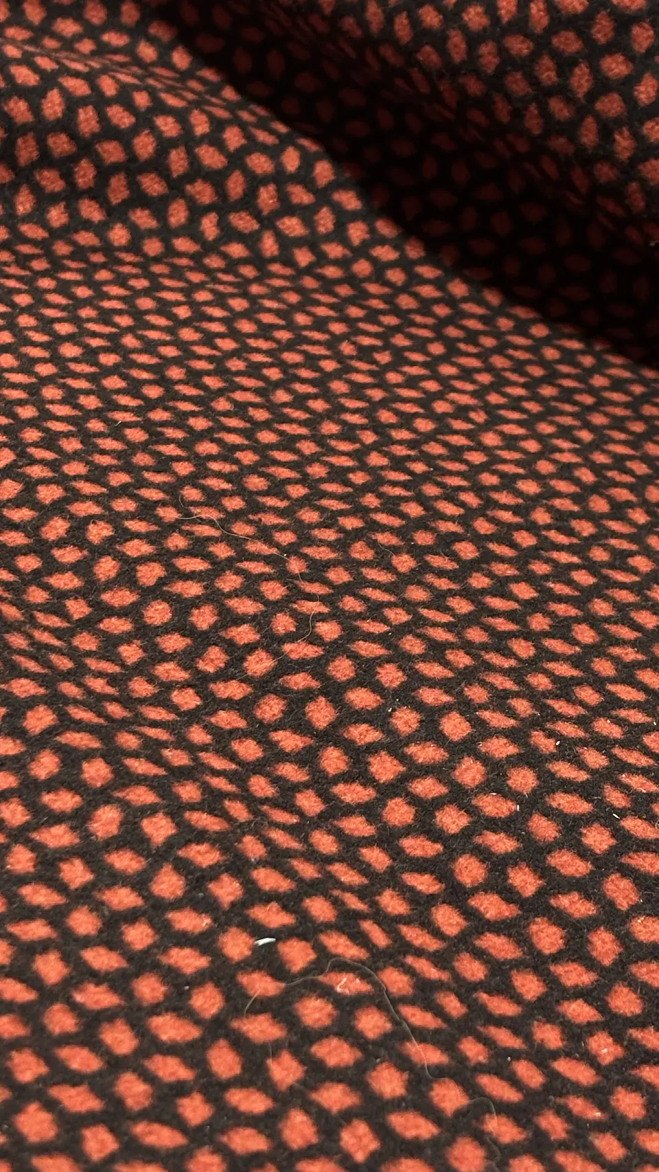 Lana Red Fleckles  6