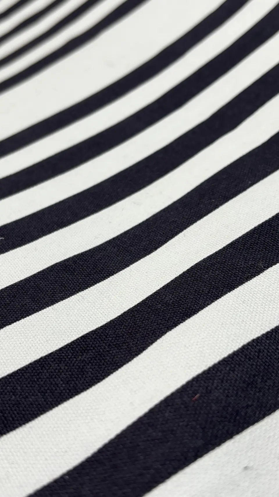 Canvas Blue Lines 2