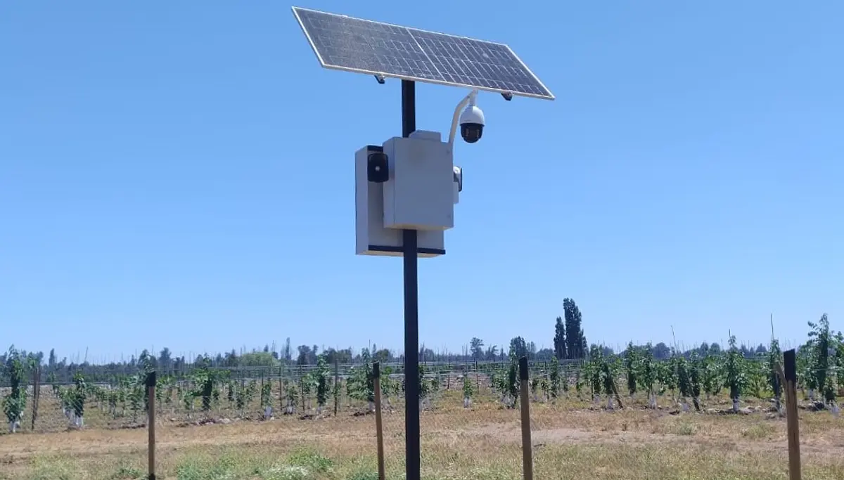 POSTES SOLARES