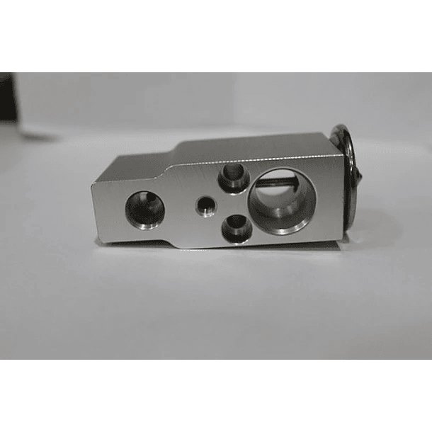 Válvula De Expansión Mitsubishi Montero G2 2009-2015  4