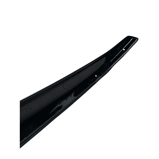 Deflector Montero Sport 2020-2024 Negro  4