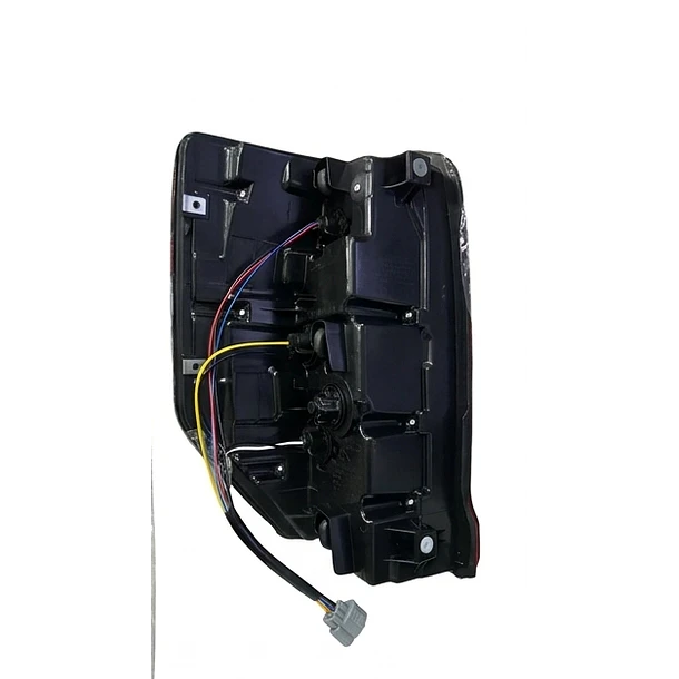 Foco Trasero Derecho Mitsubishi New L200 2019-2023  4