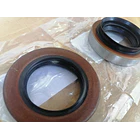 Retenes Diferencial Mitsubishi Montero G2 2009-2015 Del. Y Tras. 4