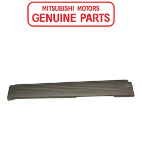 Moldura Zocalo Puerta Delantero L200 2016-2024 Original RH