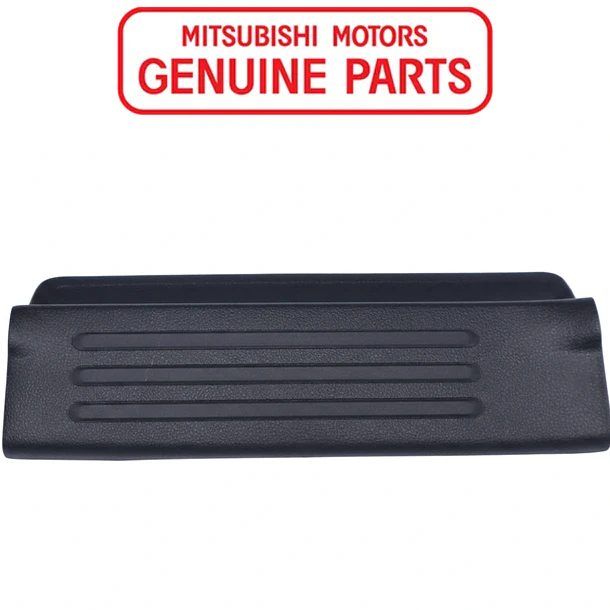 Moldura Zocalo Puerta Trasera L200 2016-2024 Original LH 1
