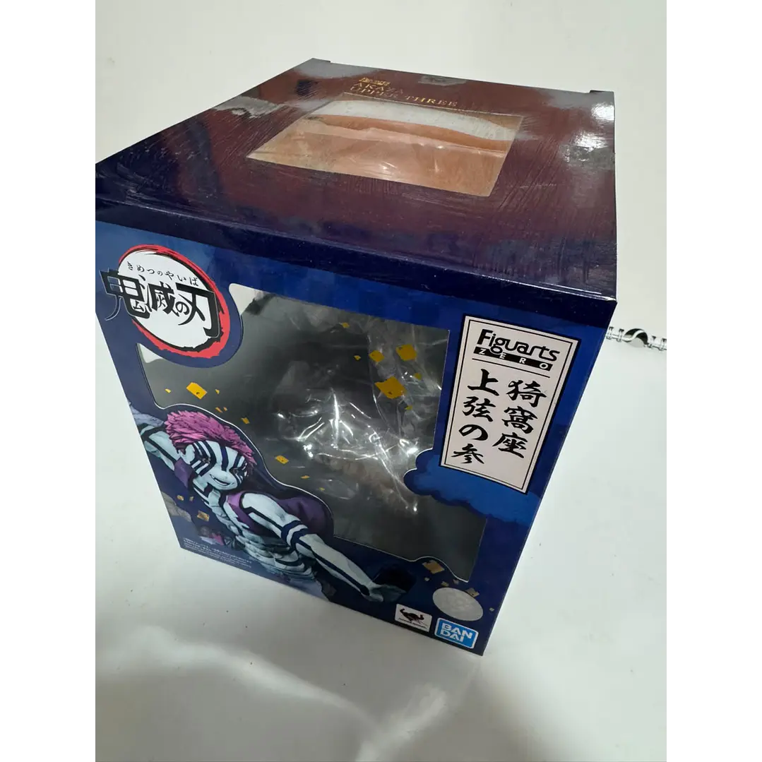 FIGURA AKASA DEMON SLAYER 1