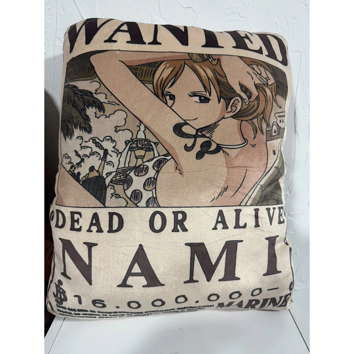 cojín  Miniso Nami de la serie One Piece 1