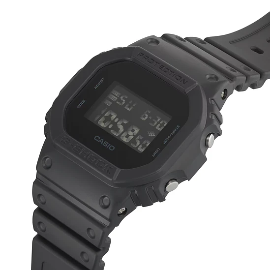 Reloj G-Shock DW-5600UBB-1D 3