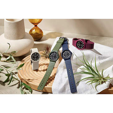 Reloj Casio MQ-24UC-4B 2