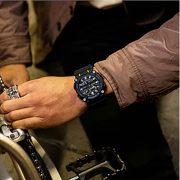 Reloj G-Shock GA-900-1A 9