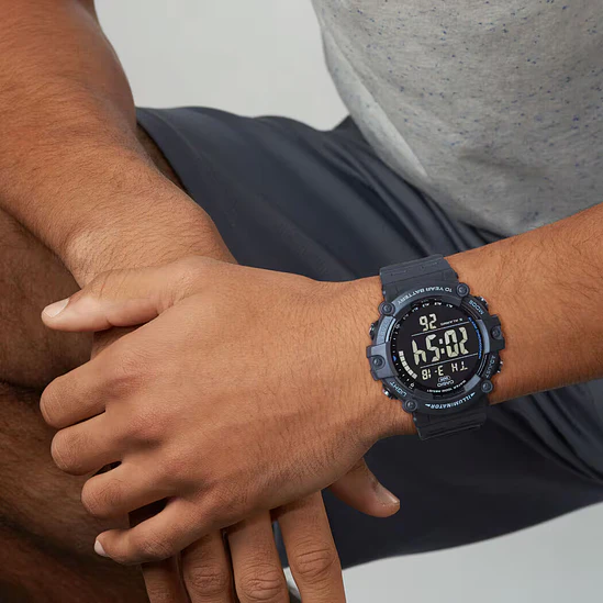 Reloj Casio AE-1500WH-8B 2