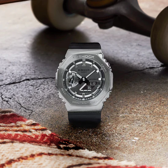 Reloj G-Shock GM-2100-1A 5