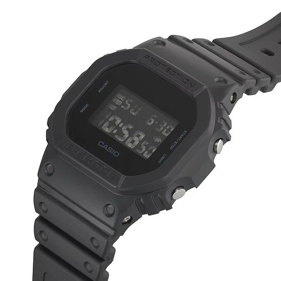 Reloj G-Shock DW-5600UBB-1D 3
