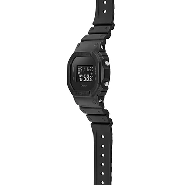 Reloj G-Shock DW-5600UBB-1D 4