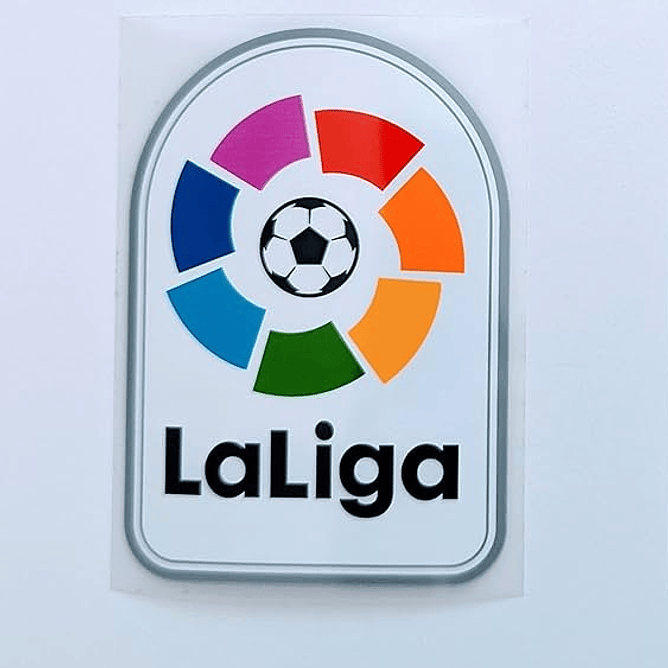 Valencia retro 2018-19 3