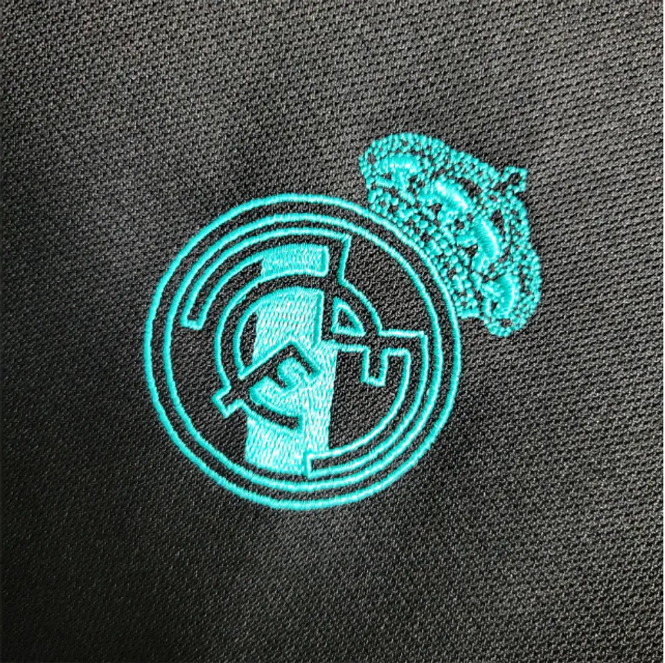 Real Madrid retro 2016-17 3