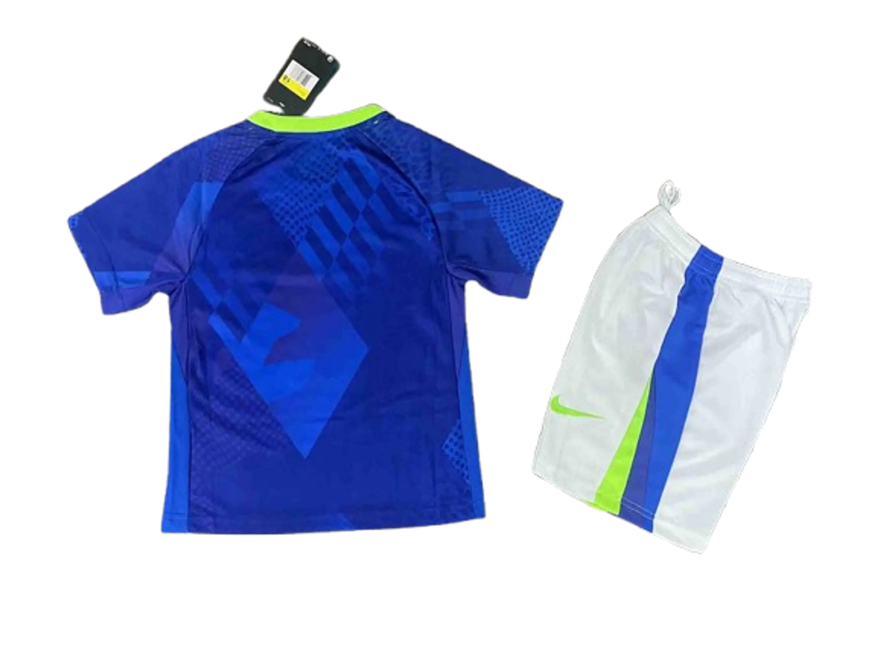 Kit infantil de Brasil 2025-26 3