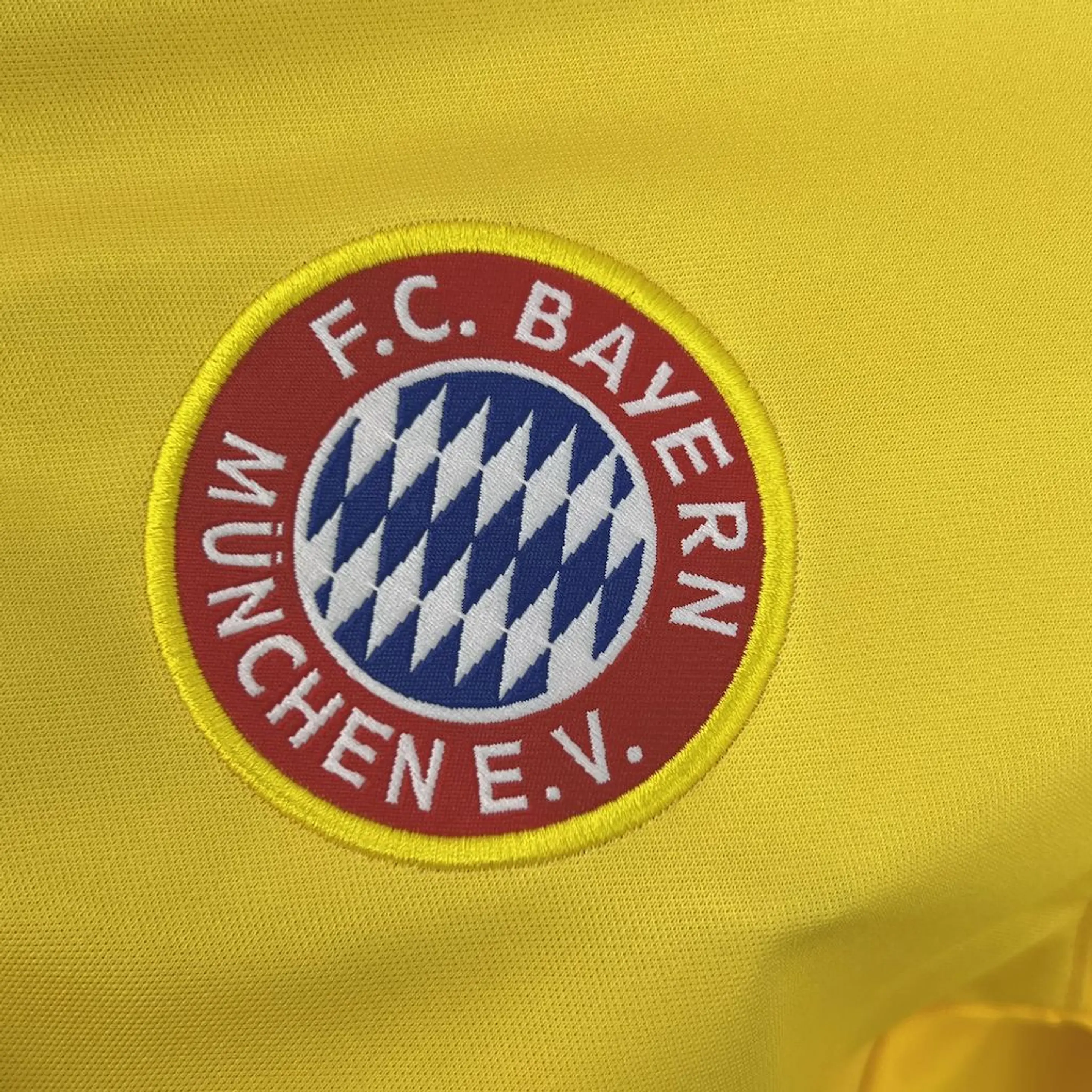 Bayern M. retro 1993-95 3
