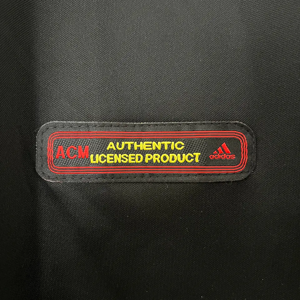 AC Milão retro 2000-01 2