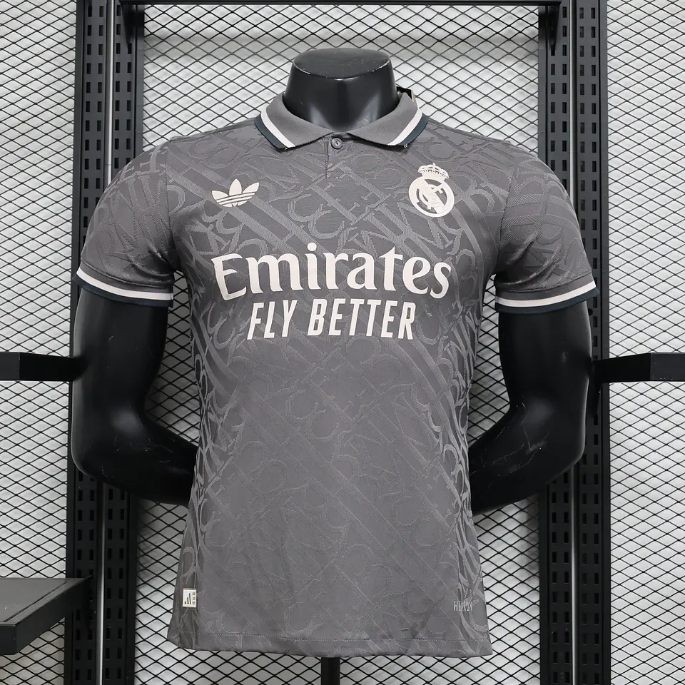 Real Madrid alternativa 2024-25 Versão Jogador 2