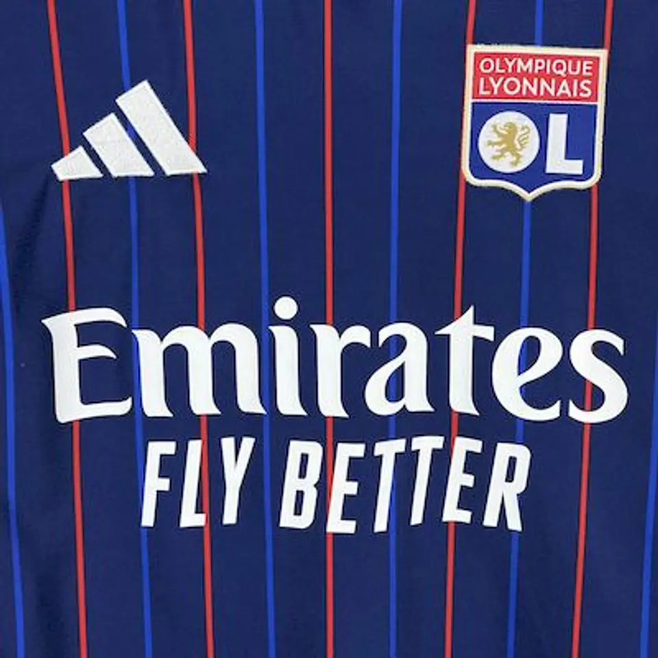 Olympique de Lyon alternativa 2025-26 3