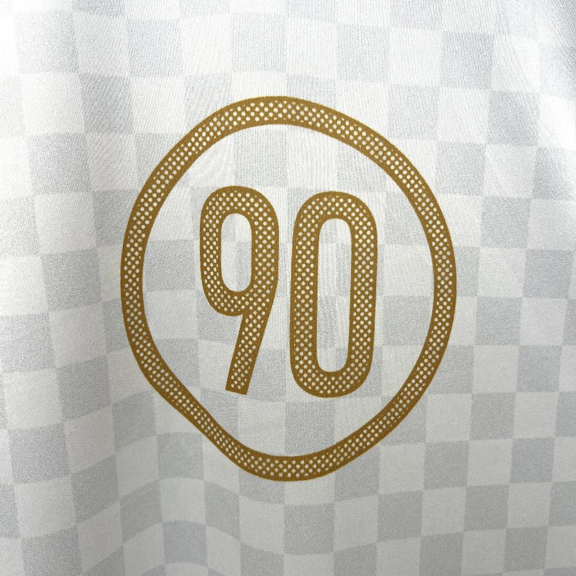 Camisola de futebol 'Total90 Energy' em Branca 2