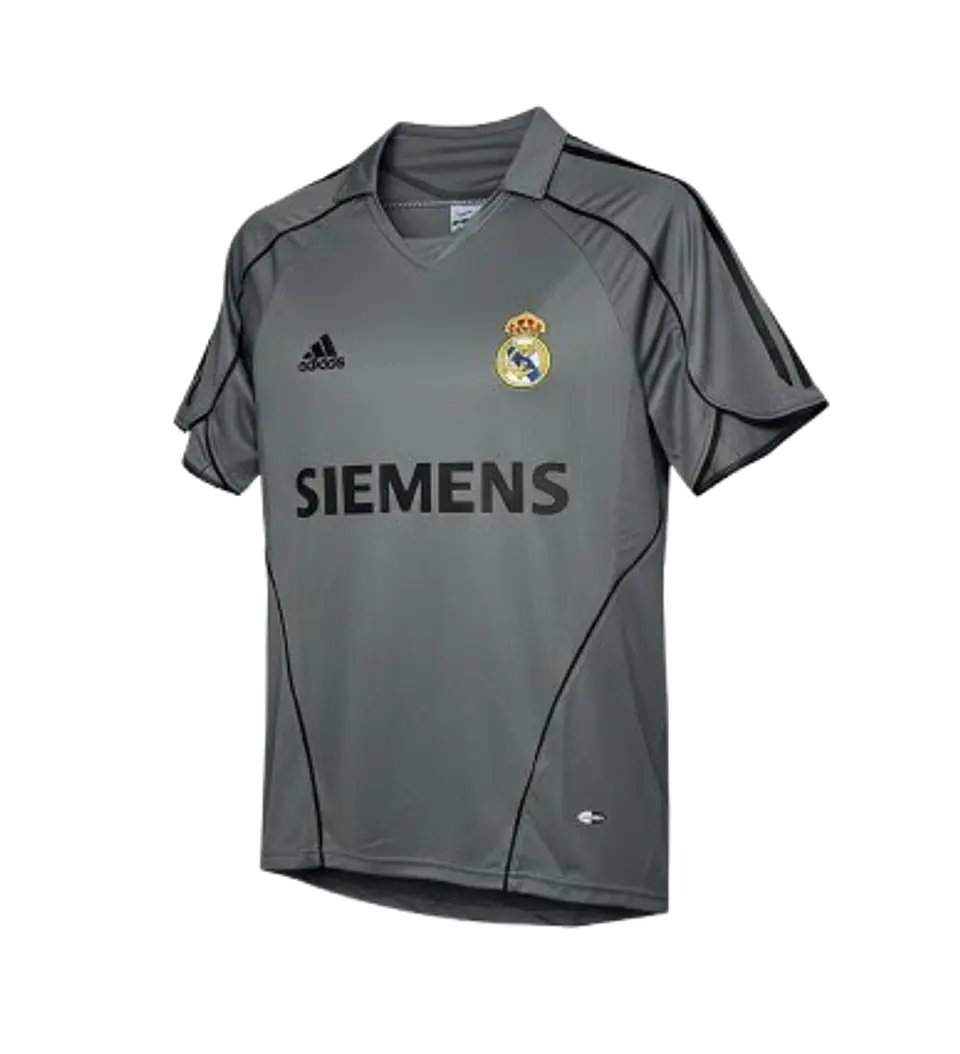 Real Madrid retro 2005-06 1