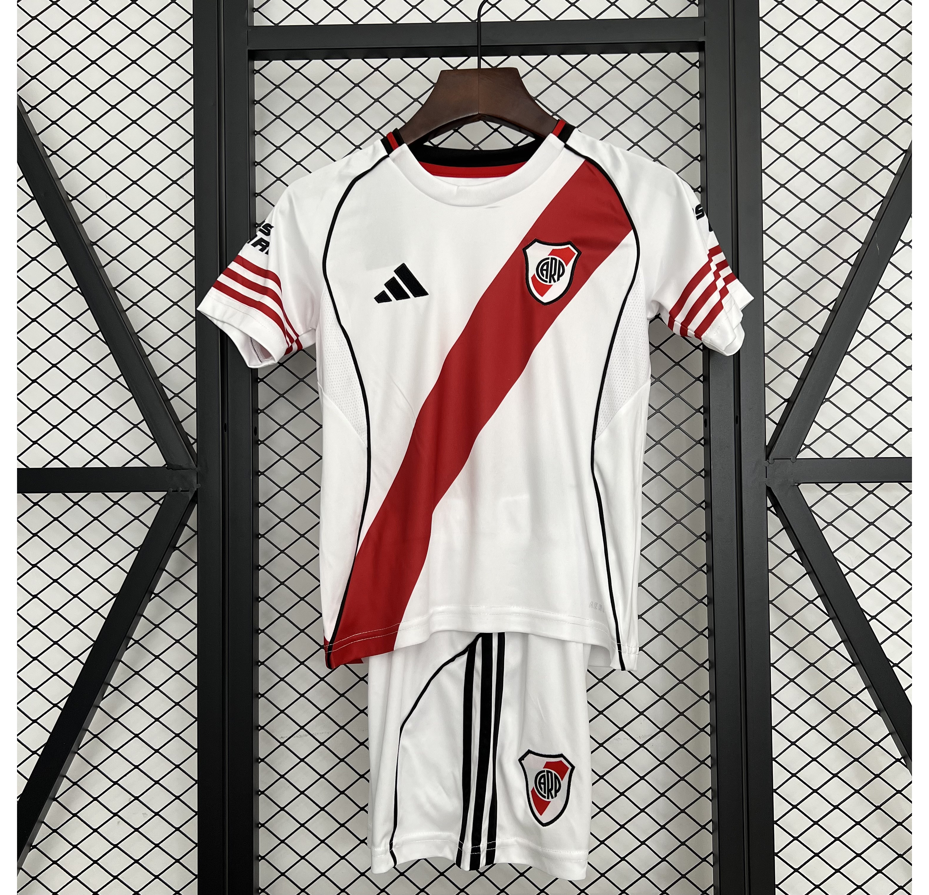 River Plate Kit Criança 2025-26 2