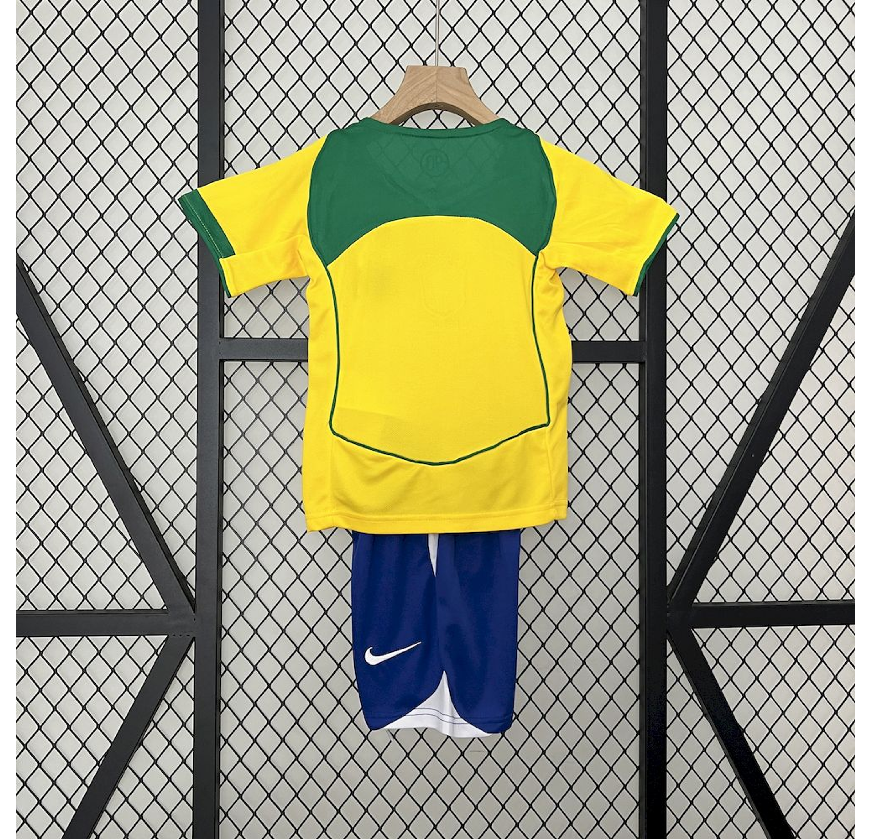 Brasil Kit Criança retro 2004 3
