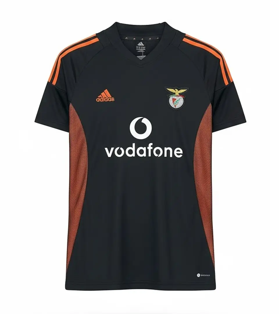 Benfica retro 2003-04_Stock 1