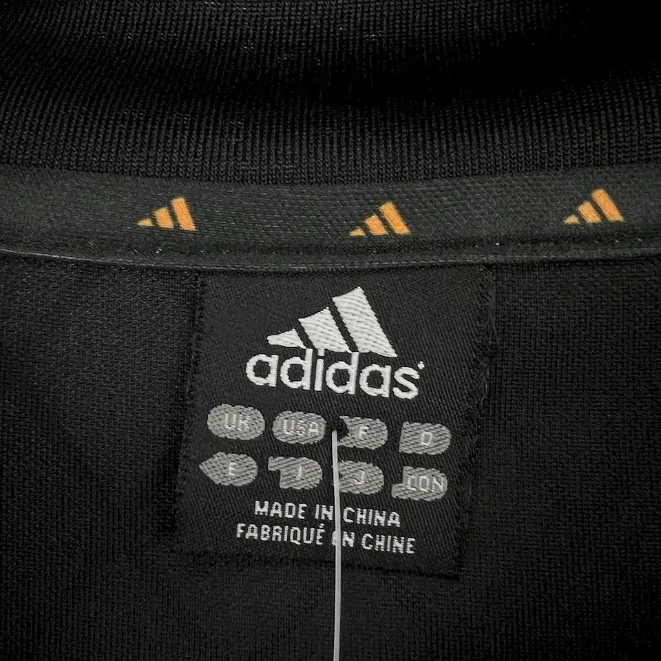 Benfica retro 2003-04_Stock 2